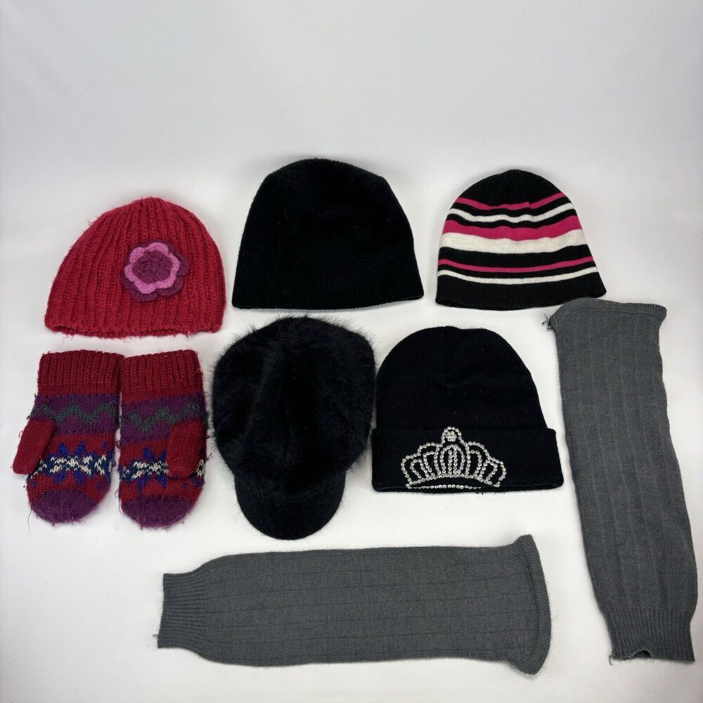 LOT OF‎ GIRLS Womens WINTER HATS GLOVES BEANIES WINTER CLOTHING Leg Warmer